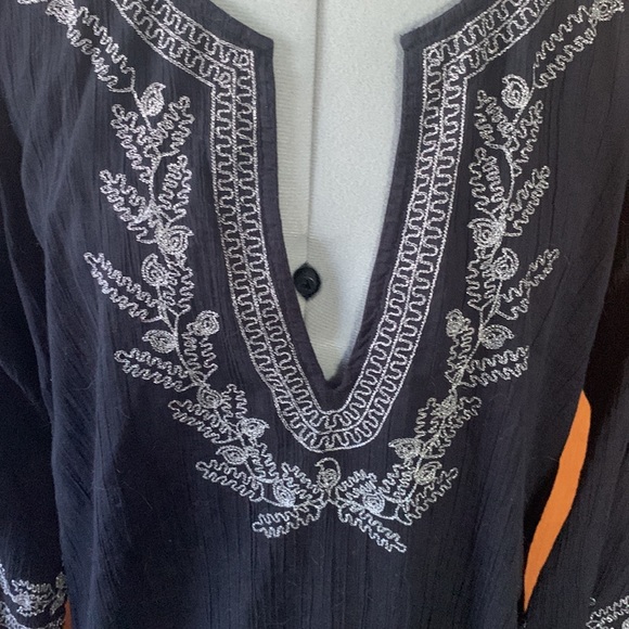 Old Navy black w/ silver embroidery tunic dress blouse L - Picture 2 of 8